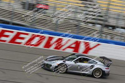 media/Jan-15-2022-Speed Ventures (Sat) [[89442069b1]]/5-Yellow Group/Session 1 (Finish Line)/